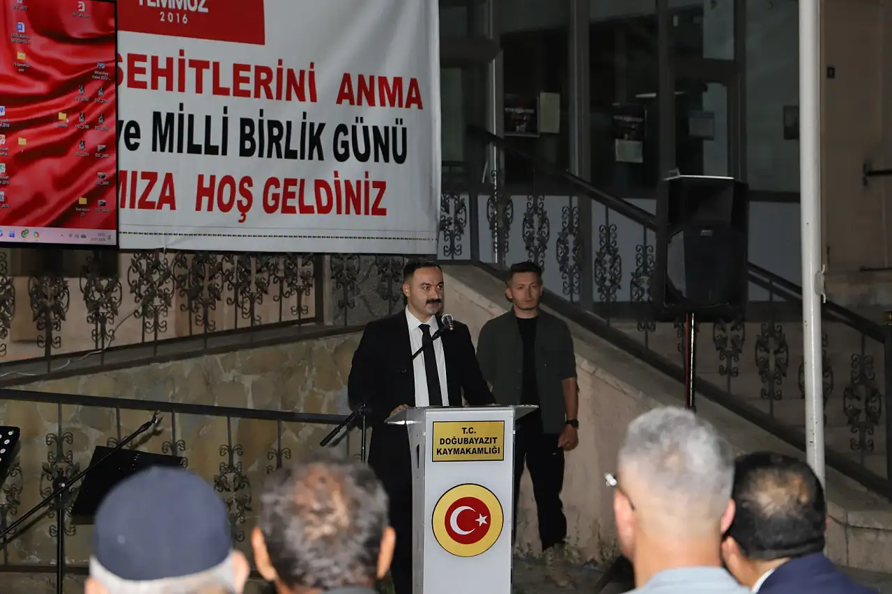 Doğubayazıt'ta 15 Temmuz şehitleri dualarla anıldı