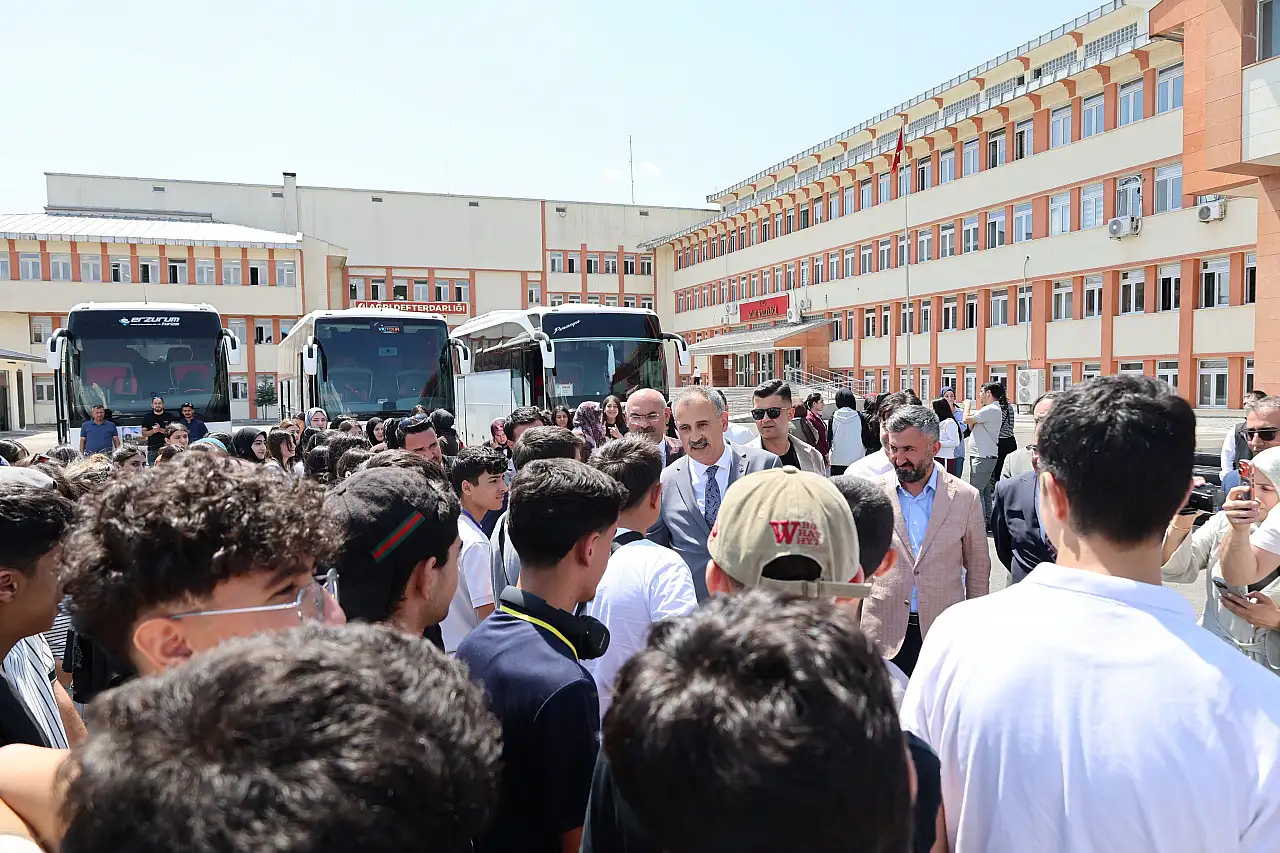 Ağrı'dan son öğrenci kafilesi tarih ve medeniyet yolculuğuna çıktı