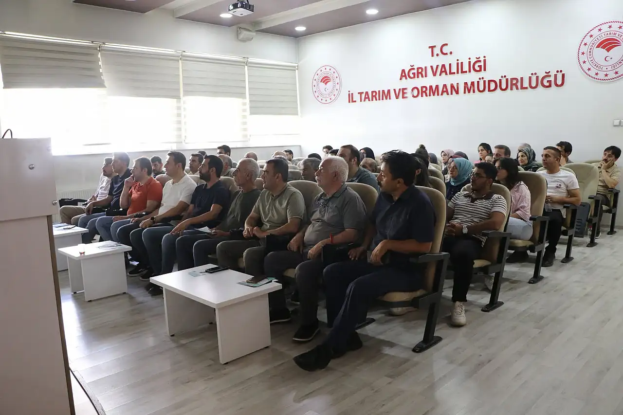 Ağrı İl Tarım Müdürlüğü personeline narkotik, dolandırıcılık ve acil durum eğitimleri verildi