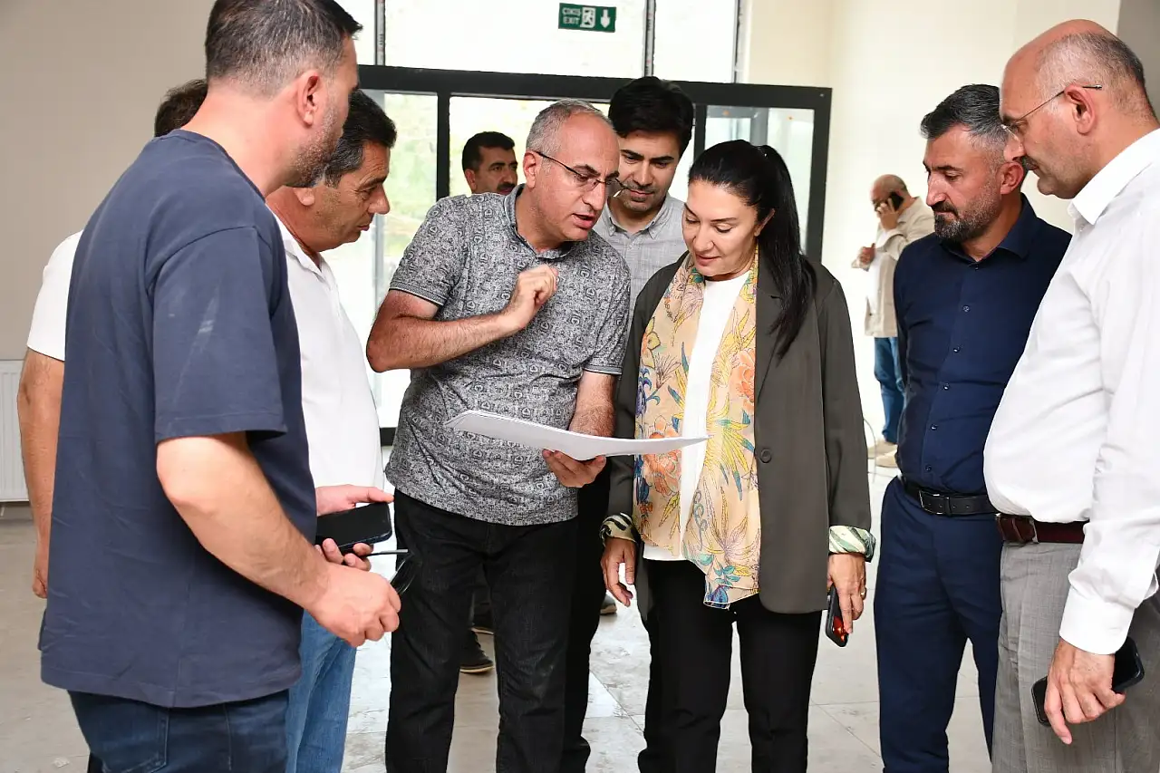 Ağrı'nın 1.550 kişilik yeni kütüphanesi yükseliyor