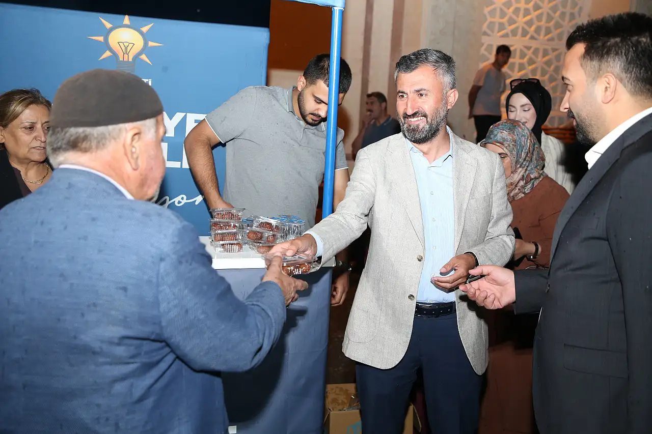 AK Parti'nin 25. kuruluş yıl dönümünde Ağrı'da Mevlid-i Şerif programı