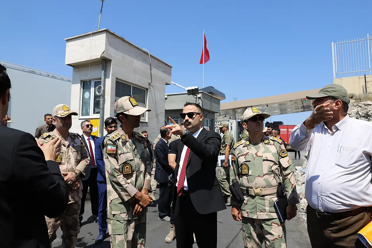 Doğubayazıt için önemli temas: Türk ve İran heyetleri bir araya geldi