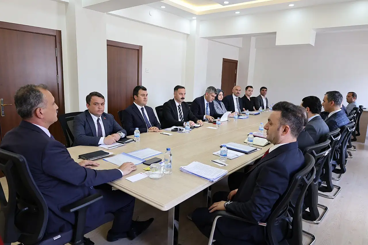 Ağrı'da yatırımlar ve kamu hizmetleri masaya yatırıldı