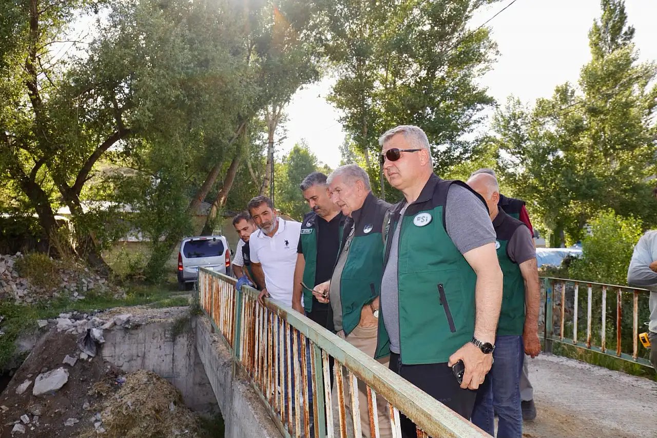 DSİ Eleşkirt'teki taşkın koruma çalışmalarını yerinde inceledi