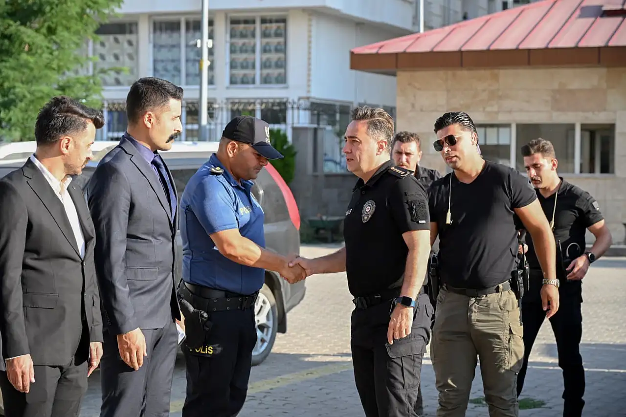 Emniyet Müdürü Göksel Önder Patnos'ta güvenlik çalışmalarını değerlendirdi
