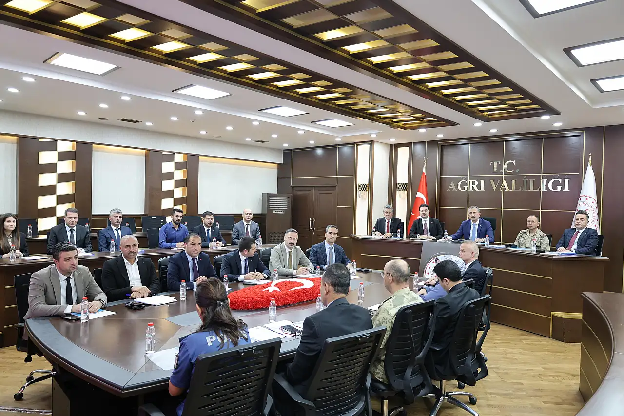 Ağrı'da yeni eğitim yılı öncesi okul güvenliği için kapsamlı tedbirler alındı