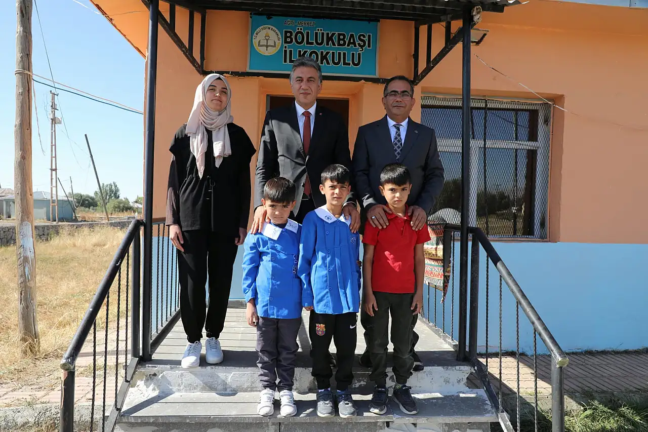 Çakan köy okulunda öğrencilerin hayallerine ortak oldu