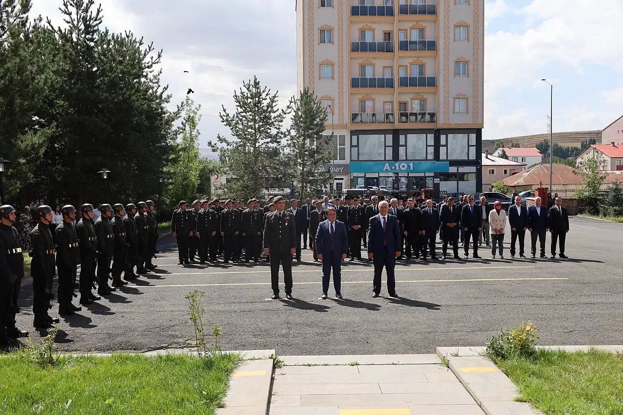 Eleşkirt'te Gaziler Günü törenle kutlandı