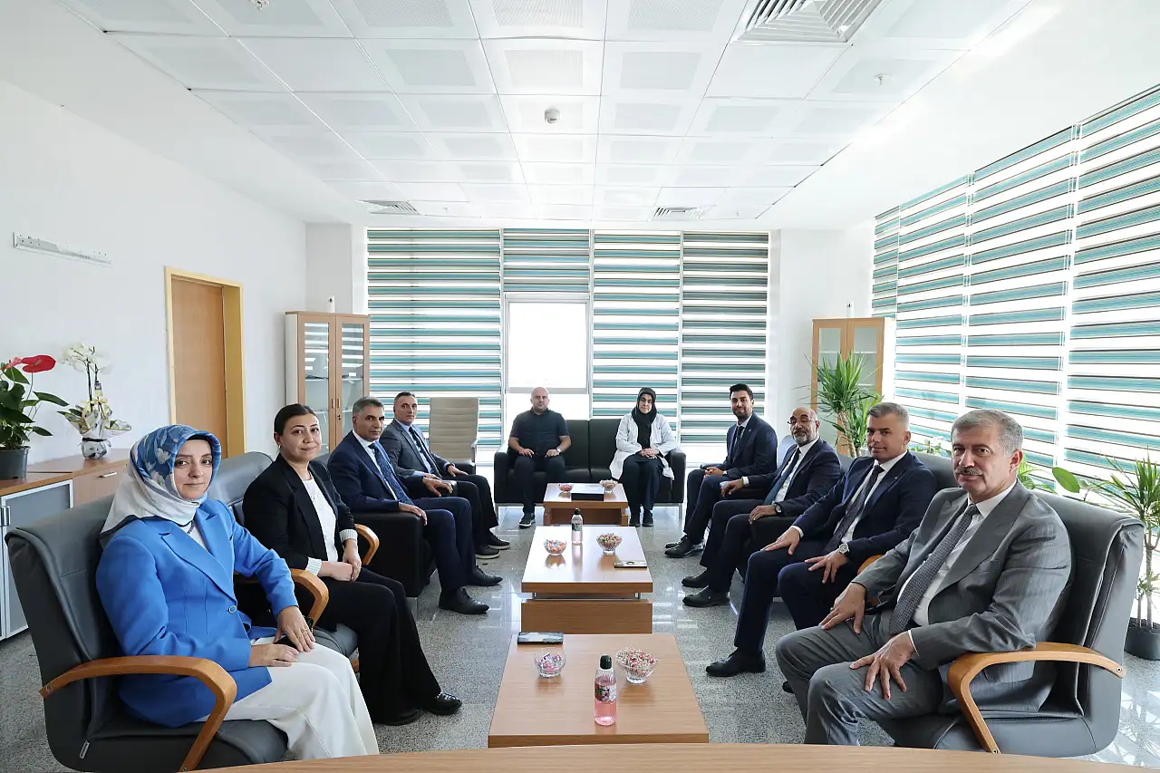 Rektör Gülçin Başhekim Karabulut'u ziyaret etti