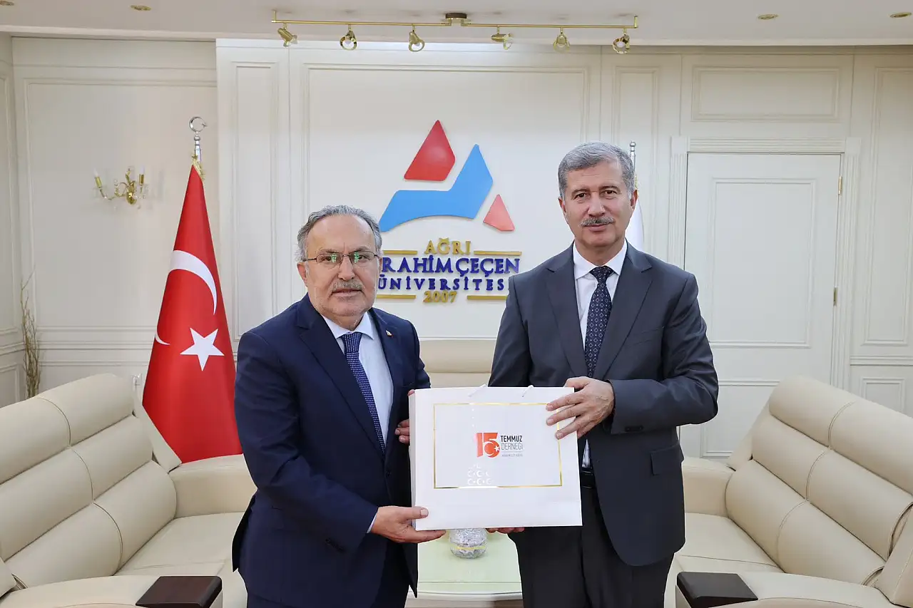 15 Temmuz gazileri Ağrı'da gençlerle buluştu