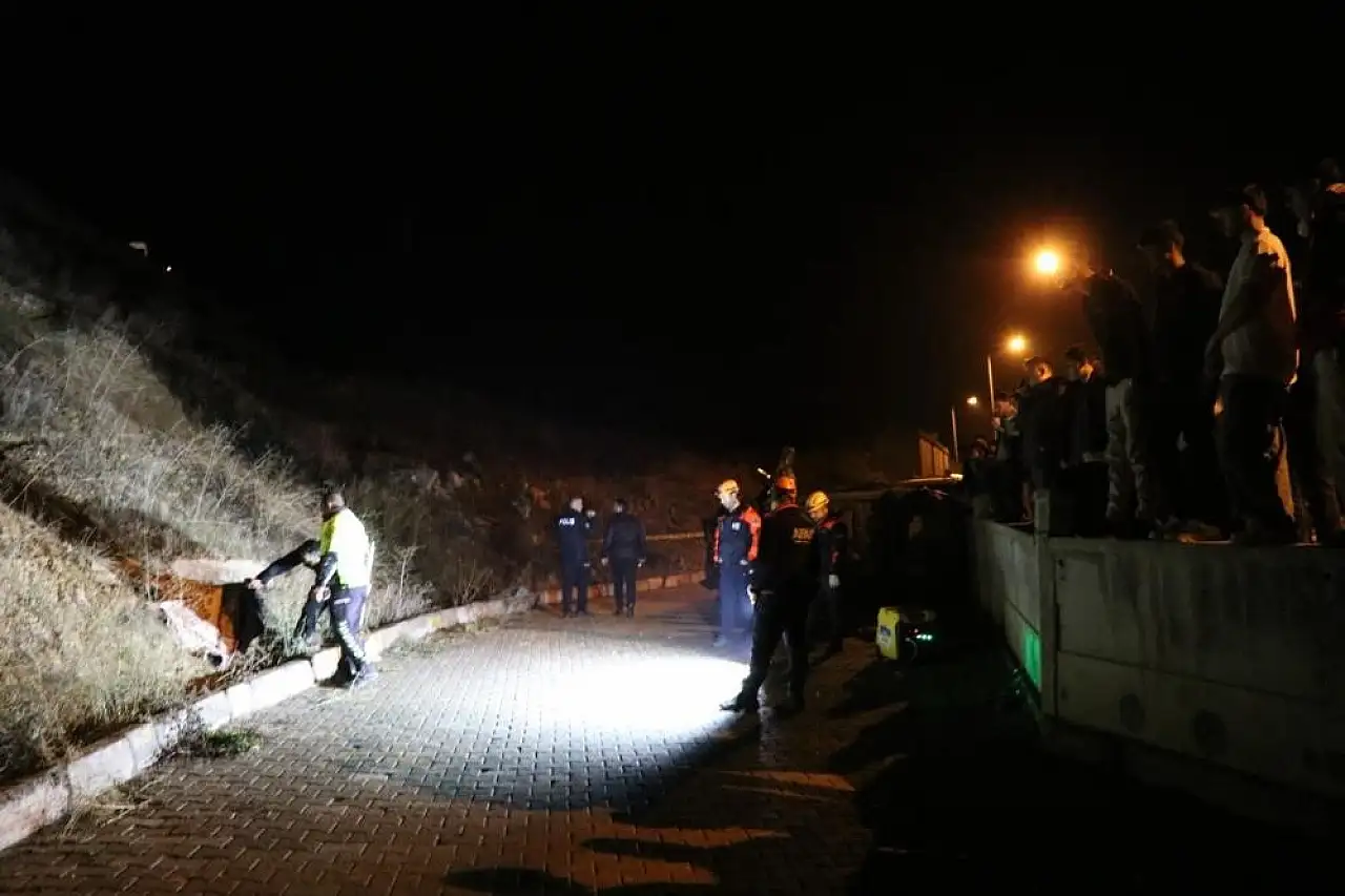 Erzurum'daki feci kazada ölü sayısı 2'ye yükseldi