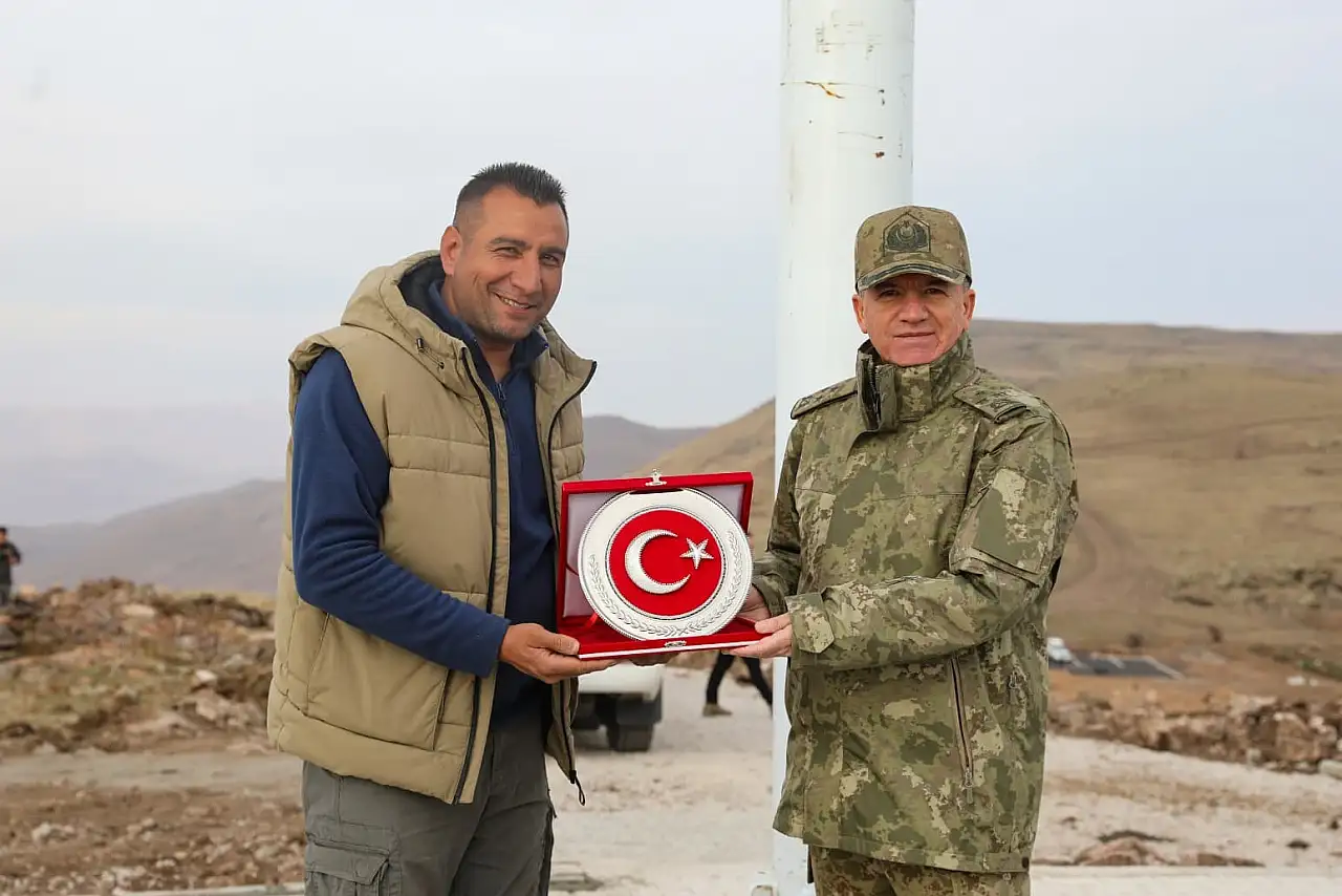 Şehit Üsteğmen İsmail Aksu anısına 2400 rakımlı tepede fidan dikimi yapıldı