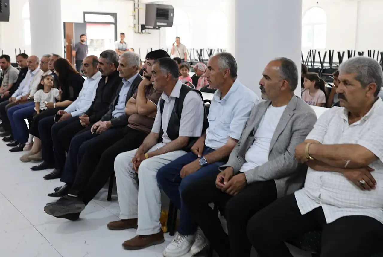 Ağrı'da belediye ile vatandaş aynı masada buluştu