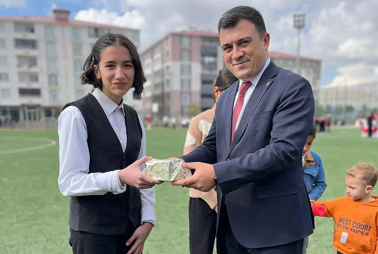 Patnos'ta Cumhuriyet Bayramı'nda birlik ve beraberlik rüzgarı esti