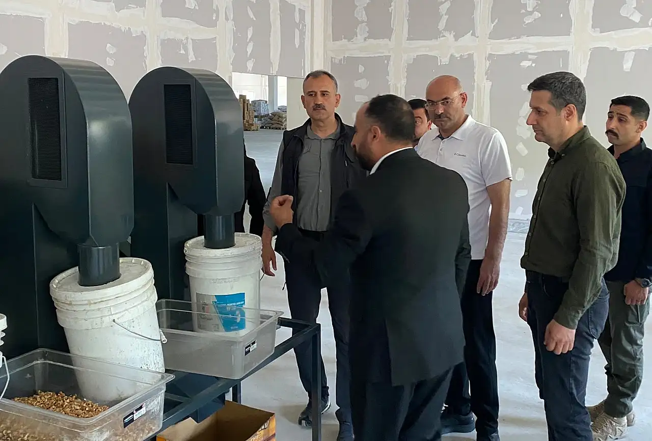 Vali Bozkurt Eleşkirt'te yatırım ve turizm projelerini yerinde inceledi