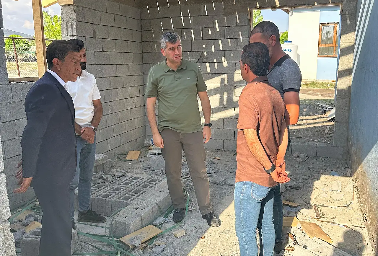 Kaymakam Korkusuz kadın kooperatifinin inşaatını yerinde inceledi