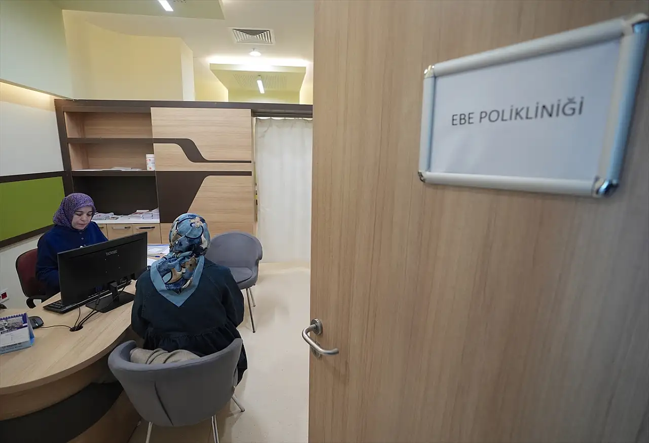 Erzurum Şehir Hastanesi'nde normal doğuma teşvik için 'her gebeye bir ebe'