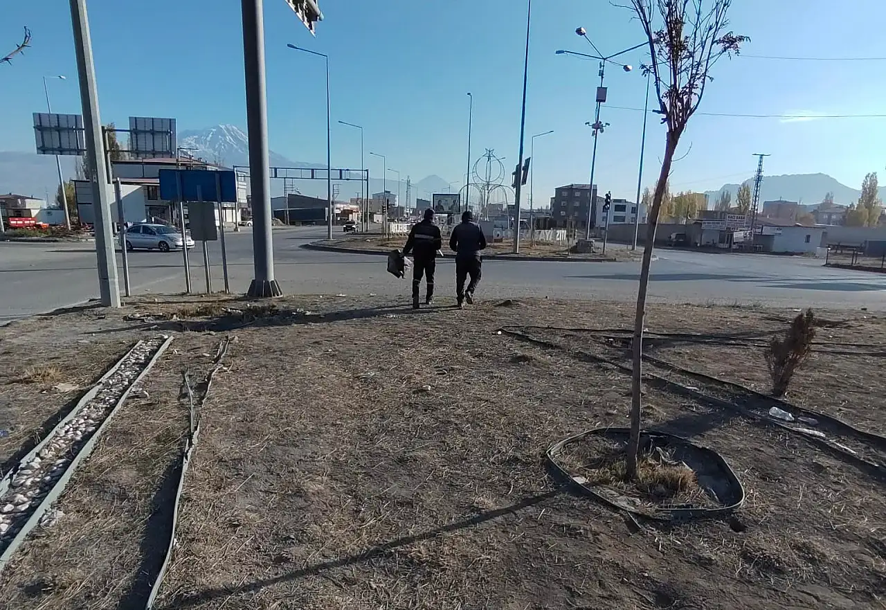 Doğubayazıt'ta temizlik seferberliği hız kesmeden devam ediyor