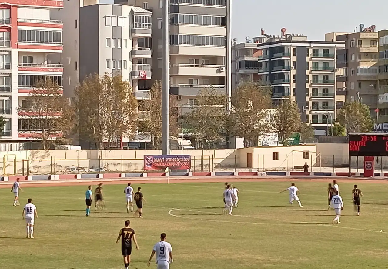 Ağrı Spor dar kadroyla çıktığı maçta Silifke deplasmanından puansız döndü