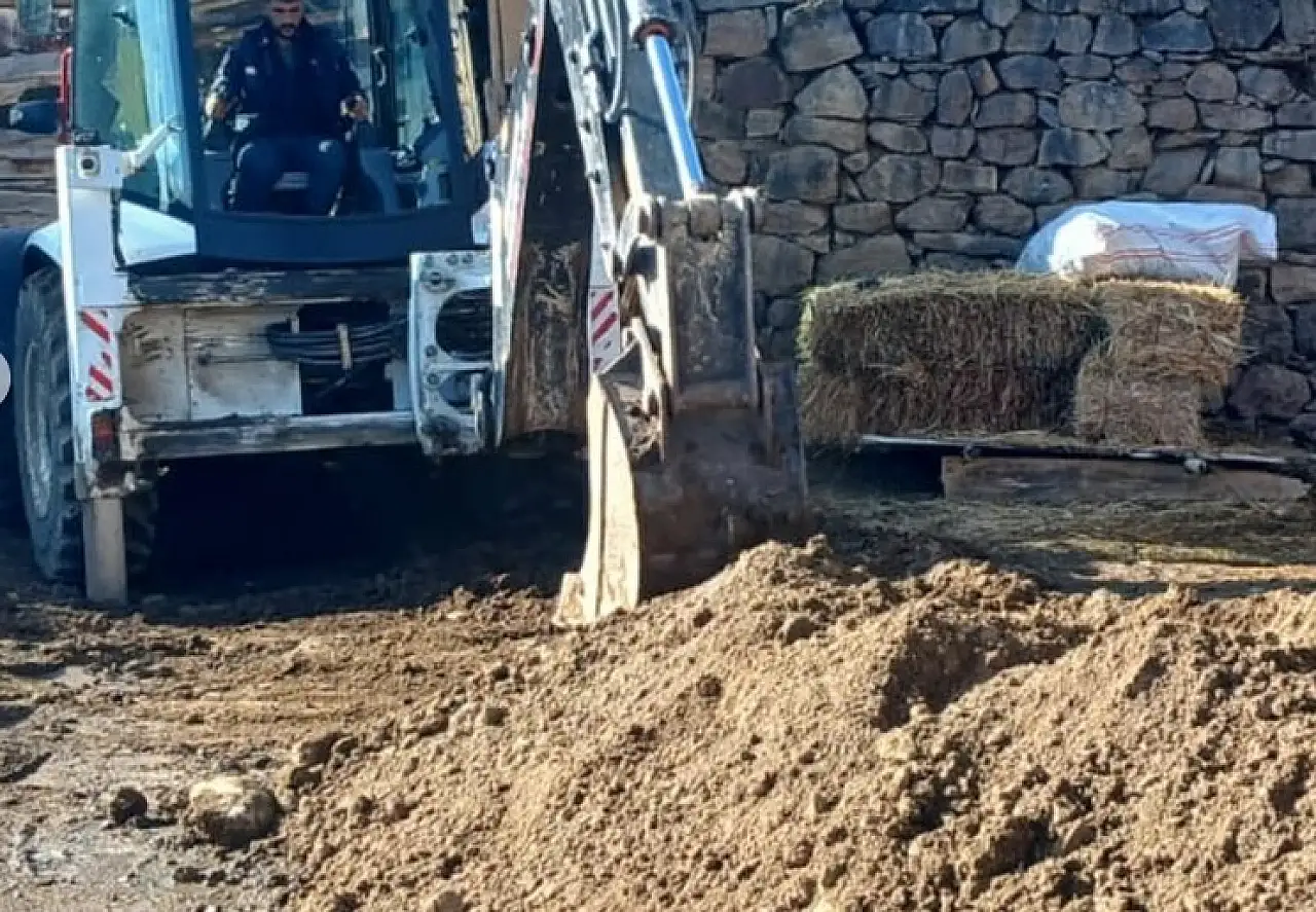 Narman Belediyesi İlçe Genelinde Çalışmalarını Sürdürüyor