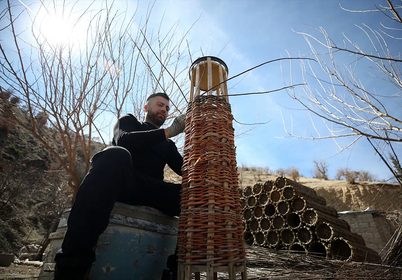 Sepet kovan geleneği balın lezzetini koruyor