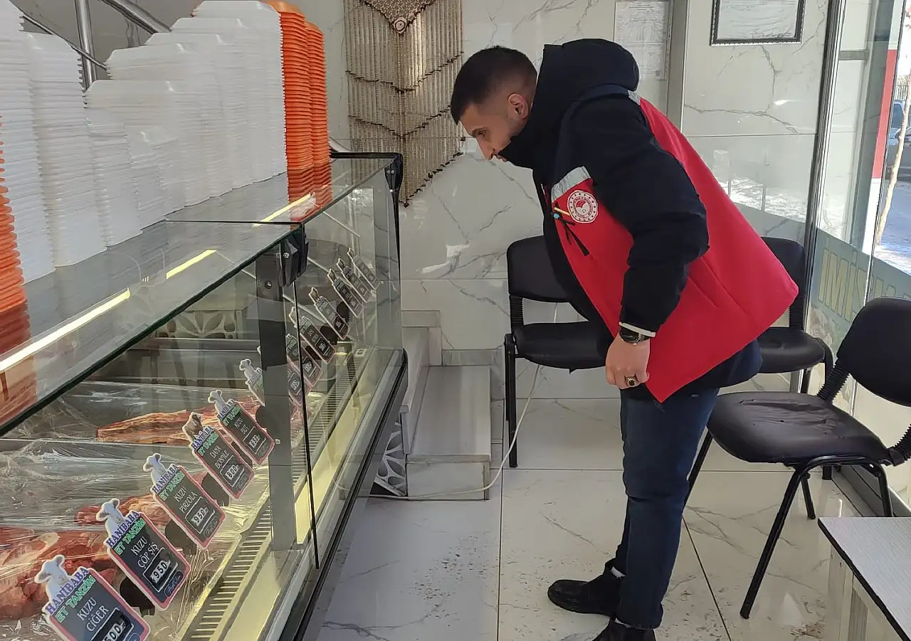 Doğubayazıt'ta gıda işletmelerine denetim