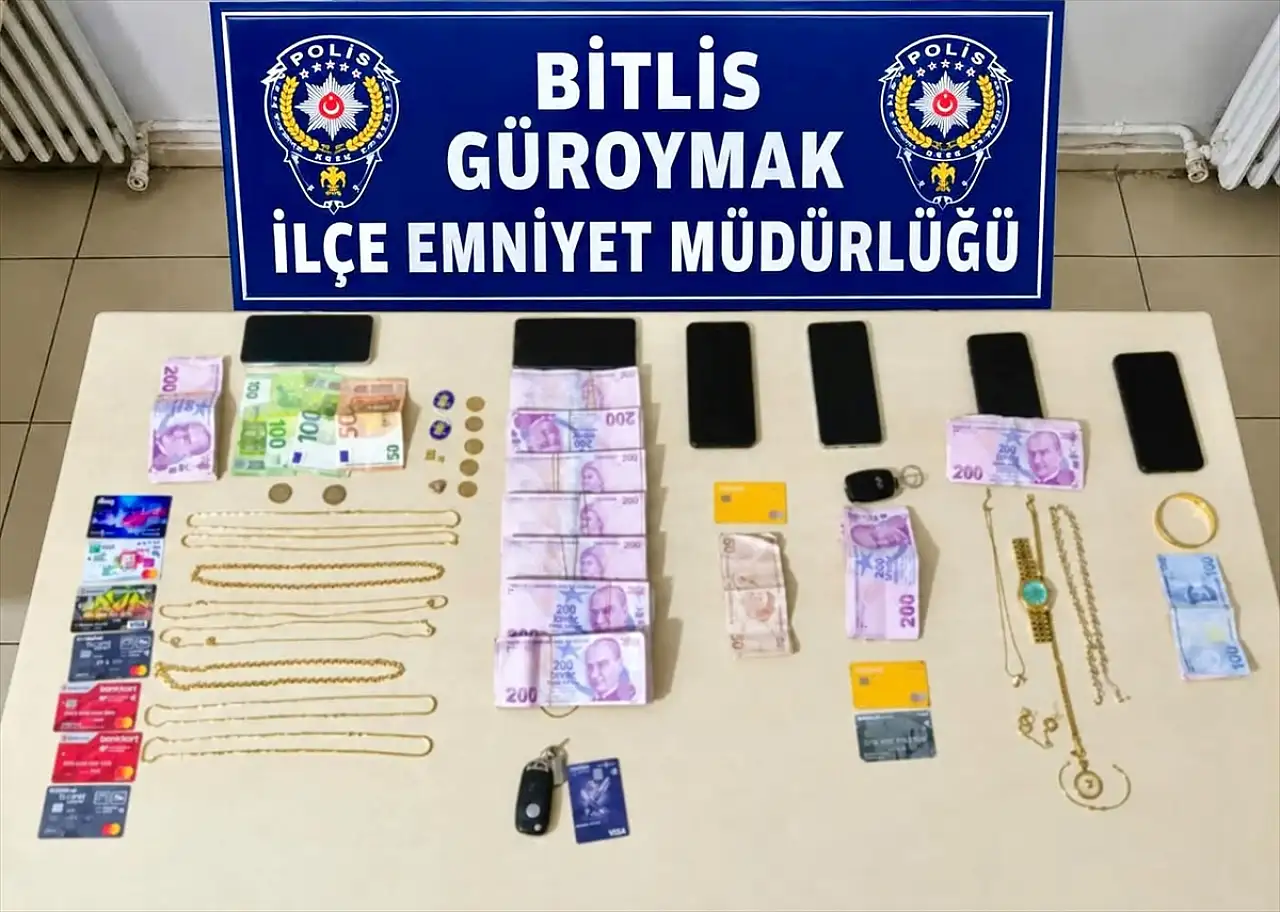 Van'da 3 kuyumcuyu sahte altınla dolandırdılar: 6 şüpheli yakalandı
