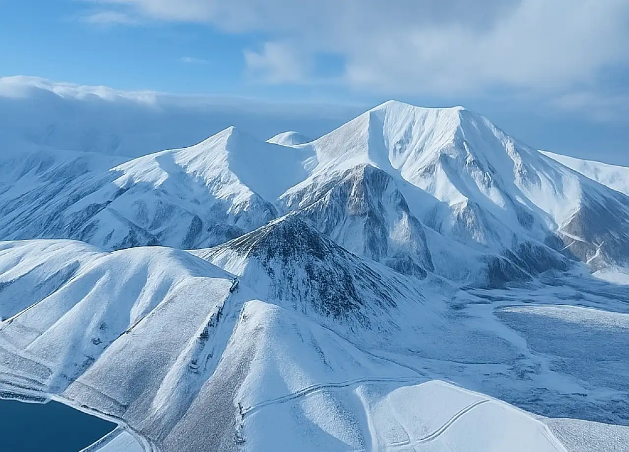 Palandöken'de Kar Sevinci: Sezon Hazırlıkları Sürüyor, Dağlar Beyazlaştı!