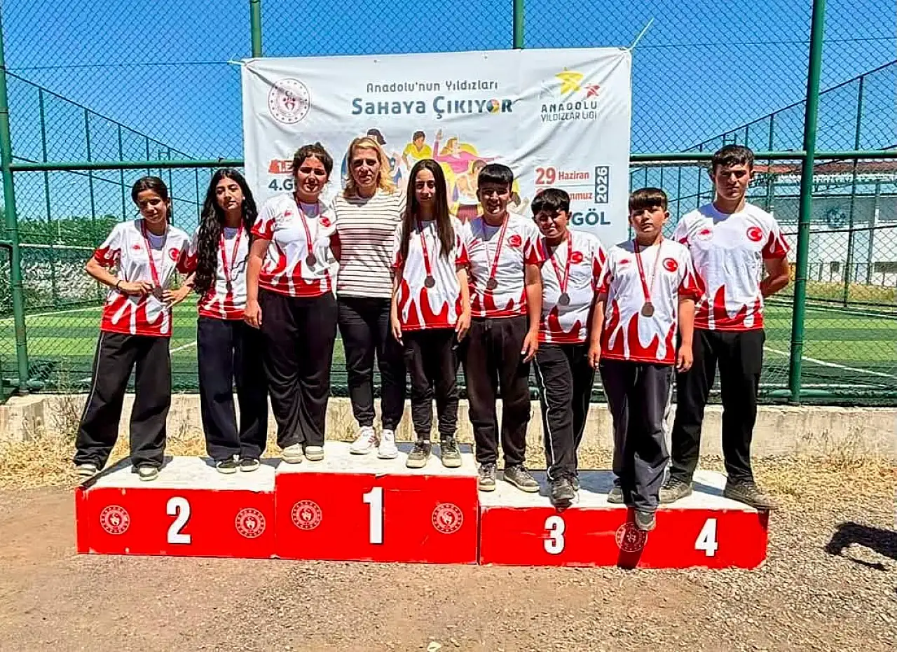 Ağrılı boccecilerden Bingöl'de çifte başarı: Hedef yarı finalde zirve