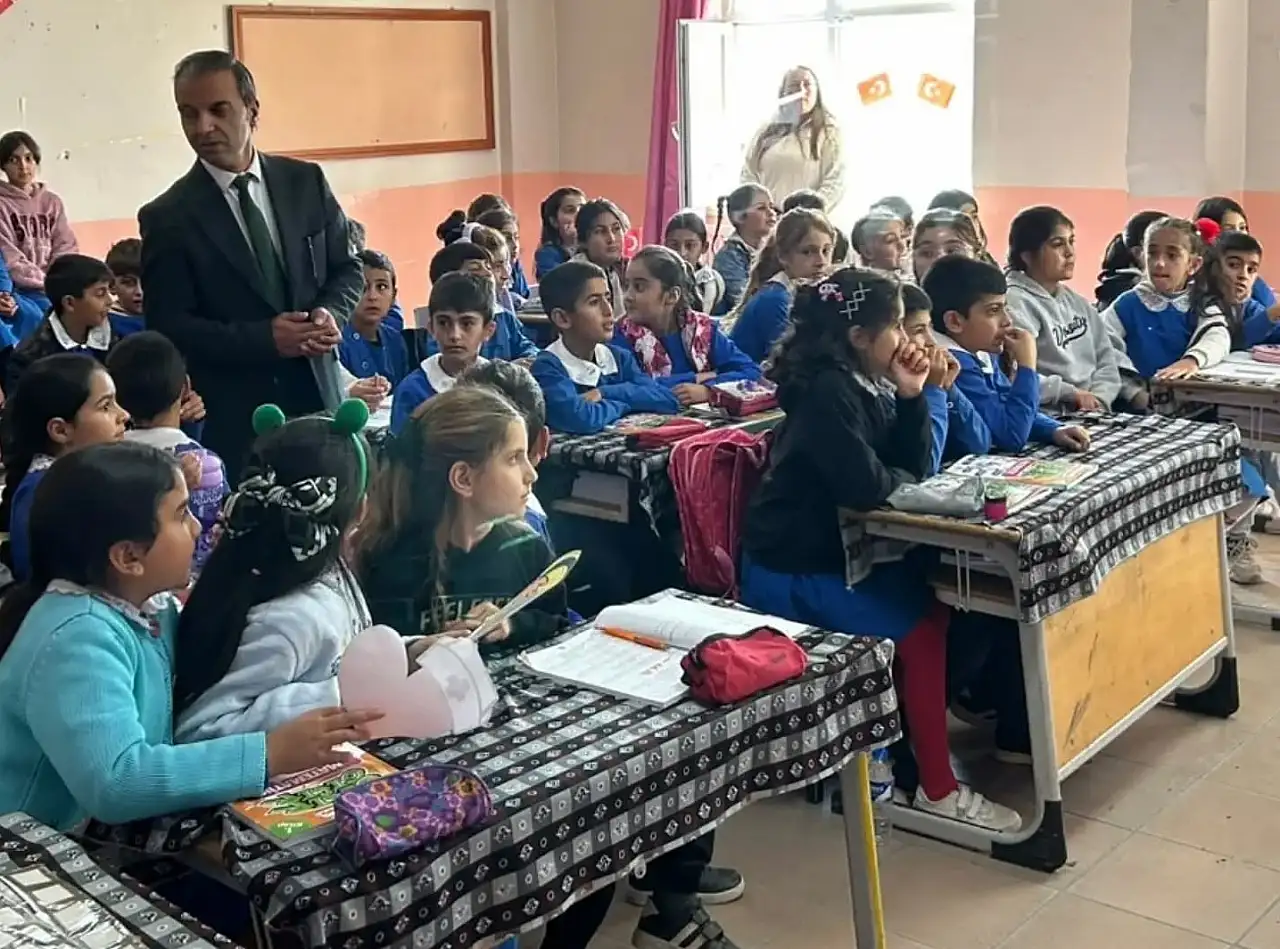 Diyadin'de öğrencilere gıda israfına karşı eğitim verildi