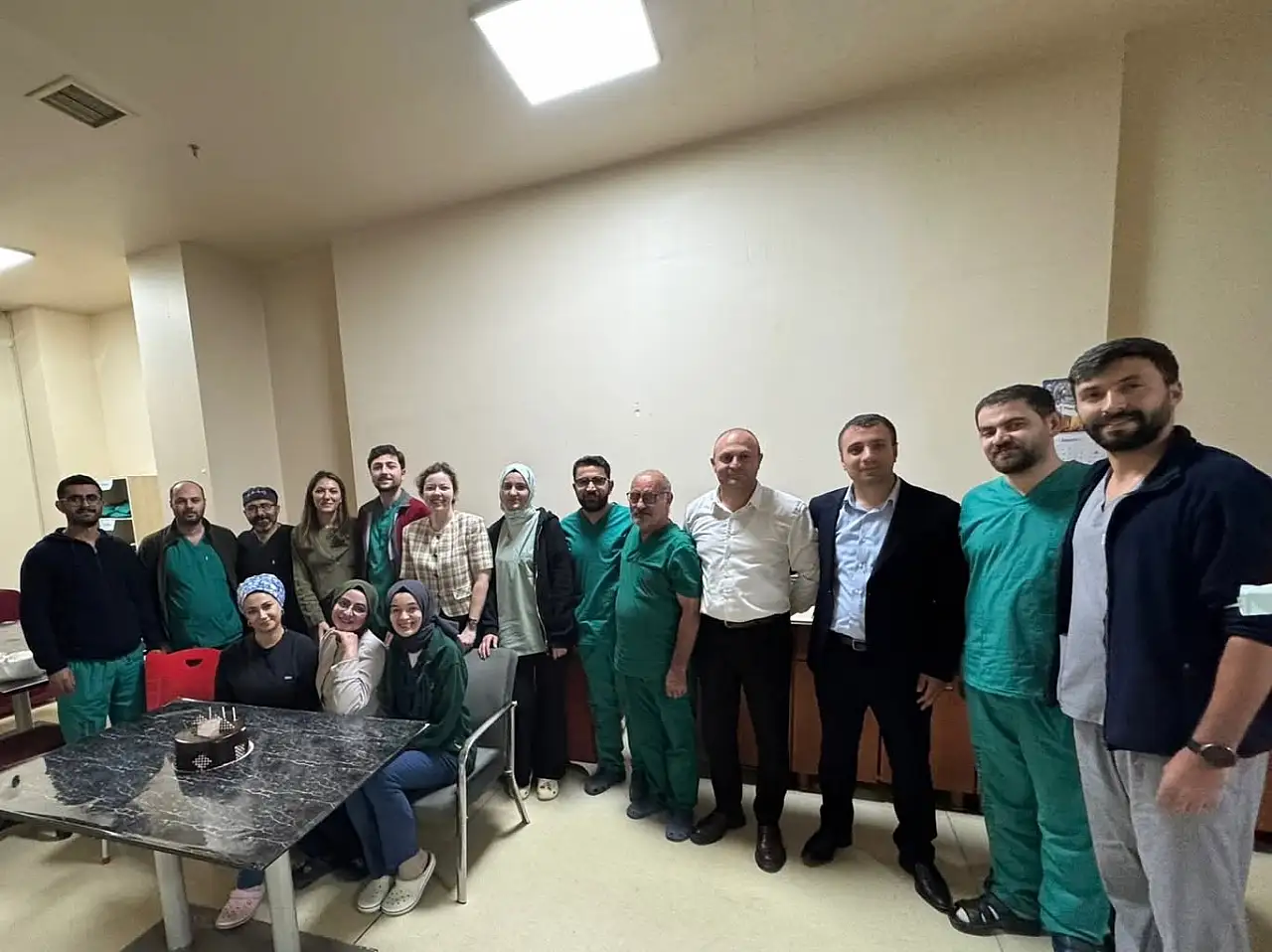 Patnos Devlet Hastanesinde hayat kurtaran ekibin günü kutlandı