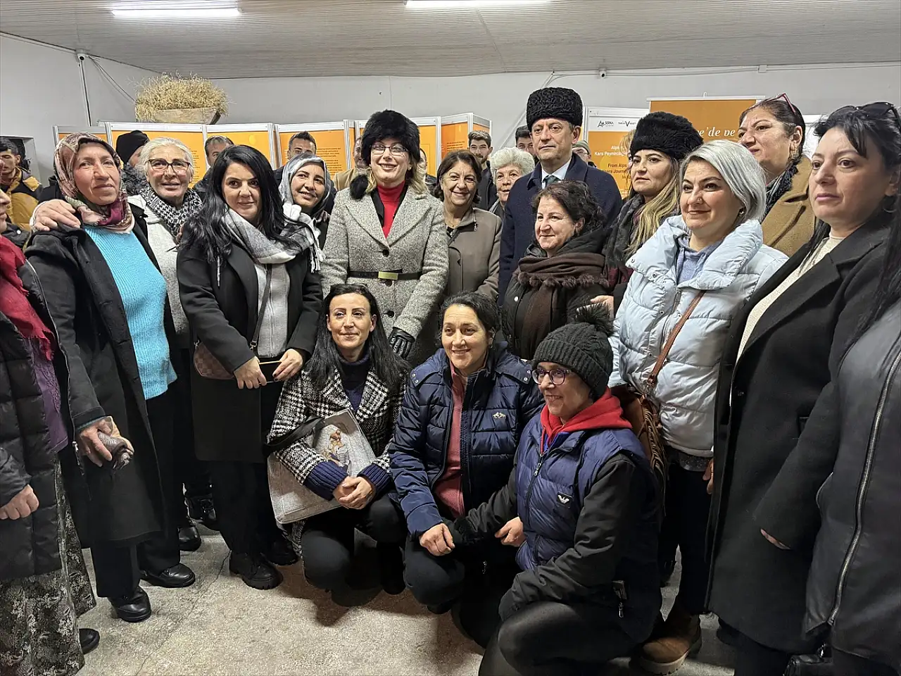 CHP Genel Başkanı Özel, Kars'ın Boğatepe köyünü ziyaret etti