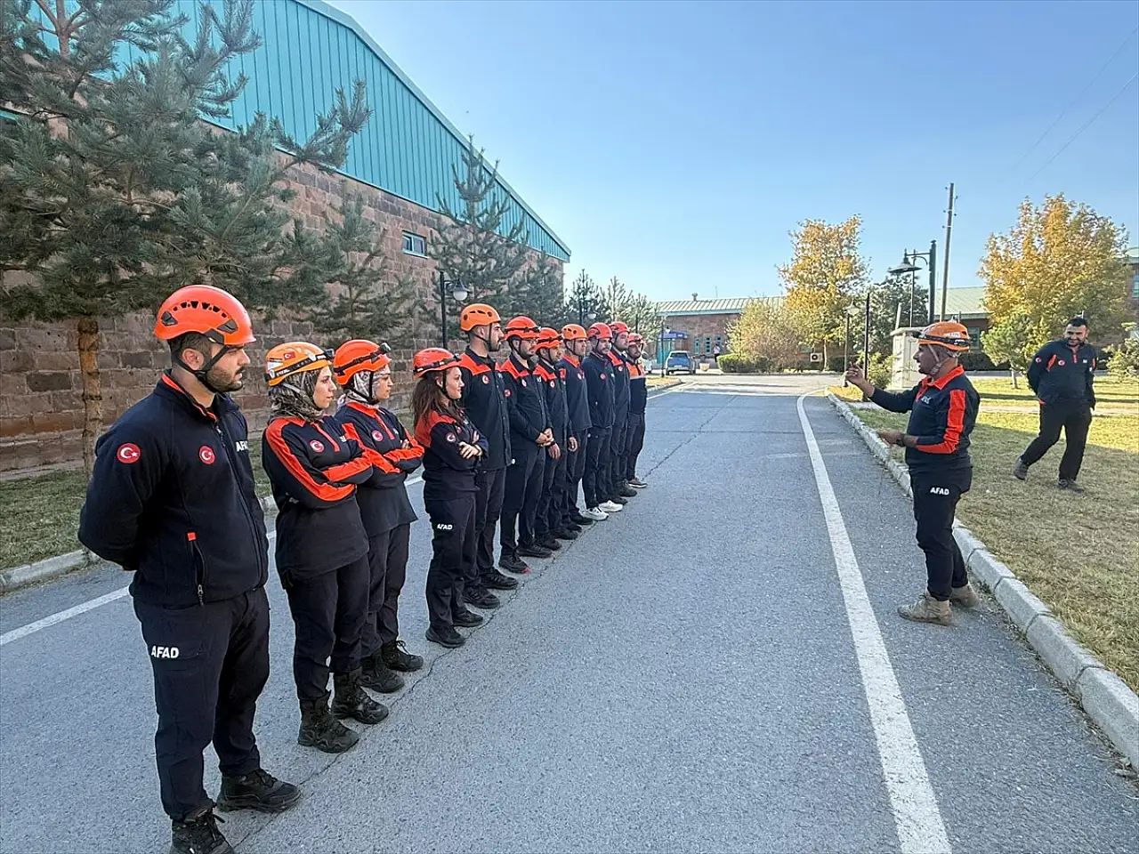 Van'da 7 il için AFAD hazırlık programı: Ağrı'dan gelen ekipler de katıldı