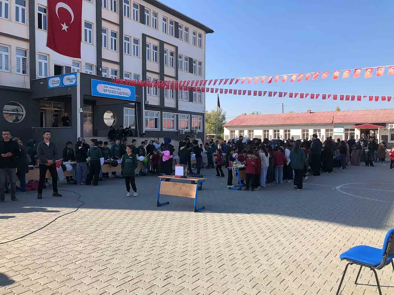 Iğdır'da Bir Okul, Bir Umut ile Gazze için yardım kampanyası büyülendi