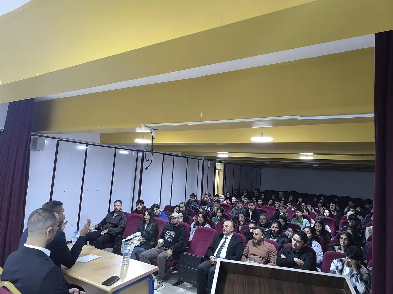 TÜGVA Ağrı İl Temsilciliği, kariyer günleri etkinliği ile gençlere ilham verdi!