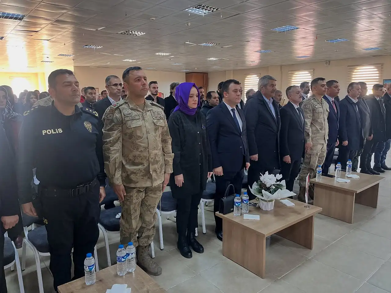 Öğretmenler Günü Patnos'ta anlamlı etkinlikle kutlandı