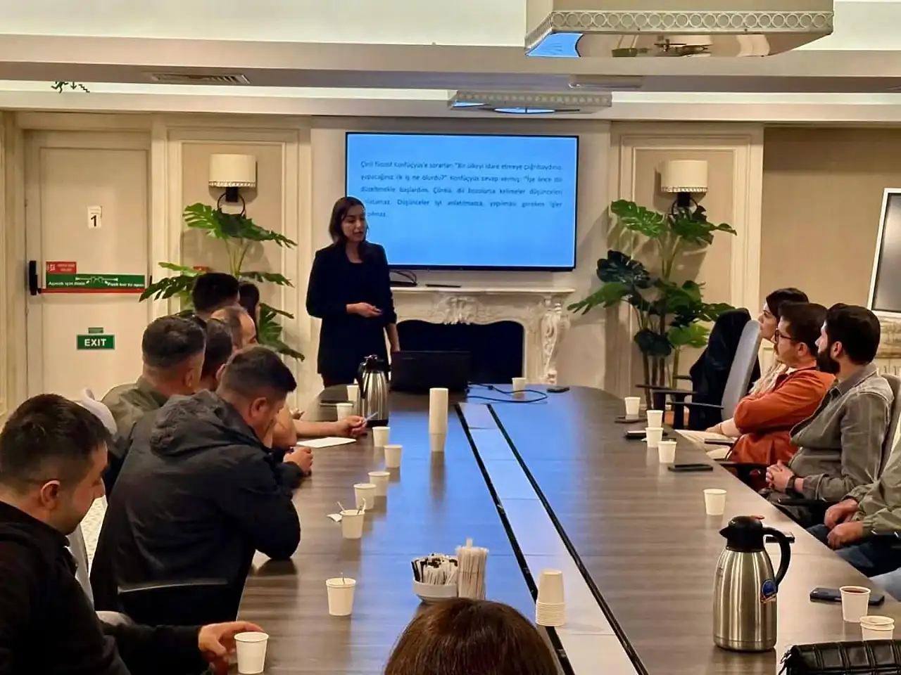 Van'da Otel Çalışanlarına Stres Yönetimi ve Etkili İletişim Eğitimi