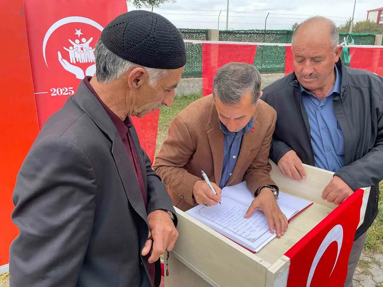 Şehit Yakınları Çanakkale'ye Uğurlandı: Kahramanların İzinde Anadolu Projesi Kapsamında Duygu Dolu Anlar Yaşandı