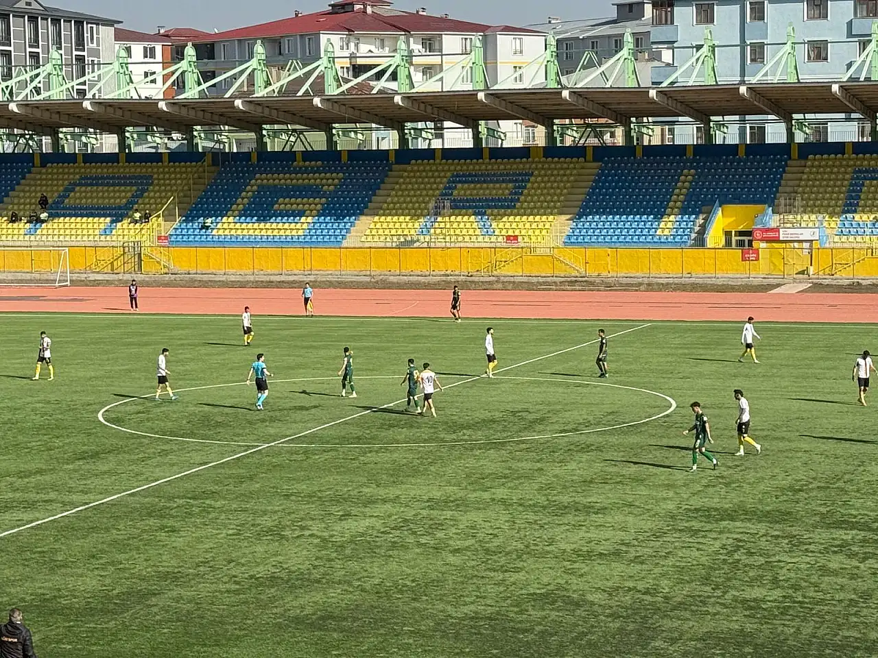 Ağrı Spor'dan taraftarına üç puan armağanı