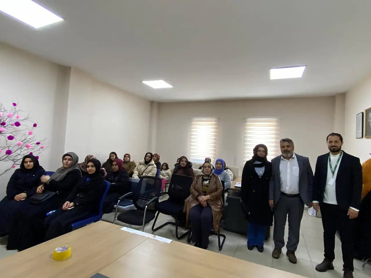 Van Gevaş'ta Bağımlılıkla Mücadele İçin Önemli Eğitim