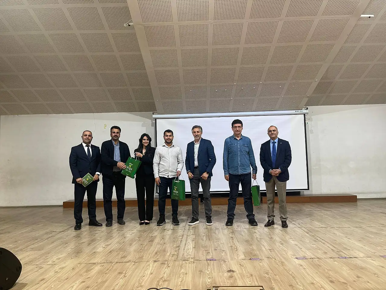Ağrı Doğa Koleji'nde 'Bonus Hoca' rüzgarı