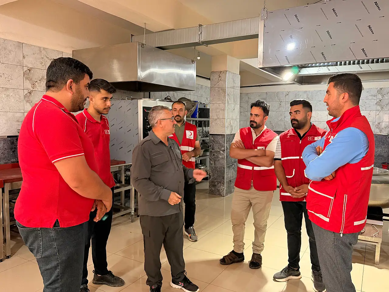 Türk Kızılay Genel Merkezi yöneticilerinden Doğubayazıt Şubesi'ne ziyaret