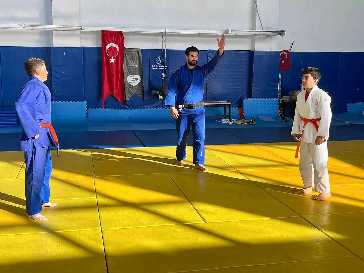 Ağrı'da 15 Temmuz ruhu spor sahalarında yaşatıldı