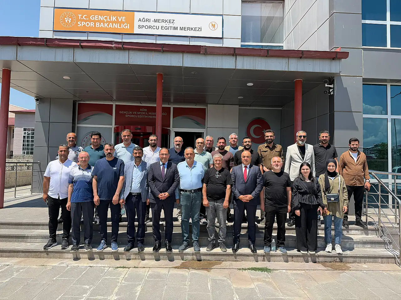 Ağrı Gençlik ve Spor İl Müdürü Çelebi basın mensuplarıyla buluştu