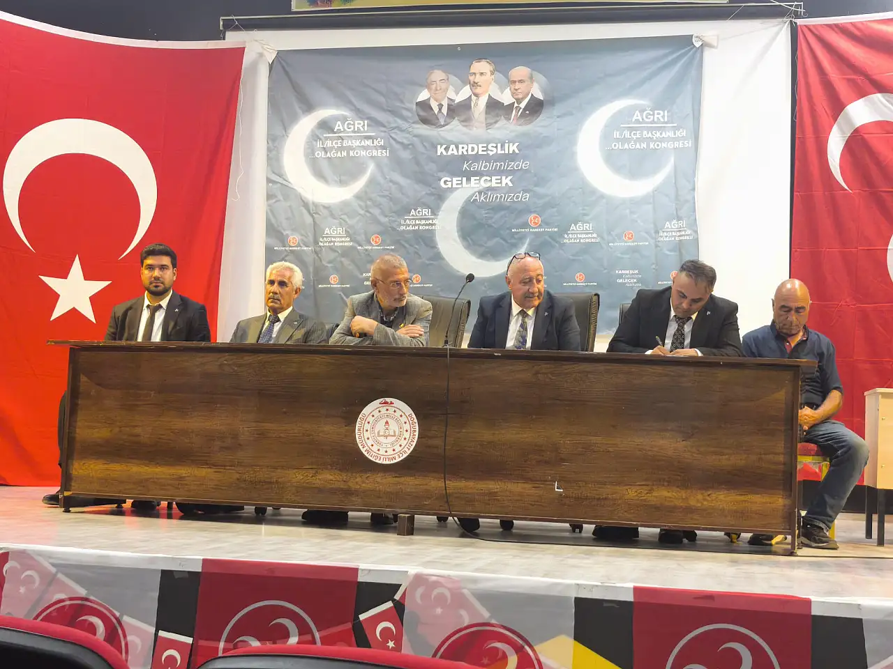 MHP Doğubayazıt İlçe Başkanlığına yeniden Ahmet Tan seçildi