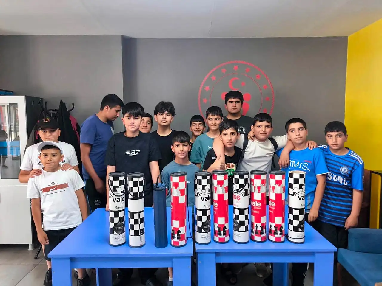 Eleşkirt'te 15 Temmuz anısına düzenlenen spor turnuvaları tamamlandı