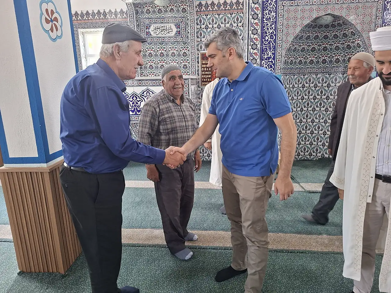 Kaymakam Korkusuz vatandaşlarla ve Kur'an kursu öğrencileriyle buluştu