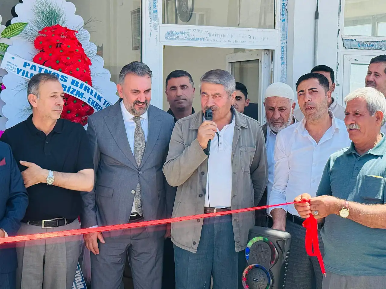 Patnos Şoförler Odası'nın yeni hizmet binası açıldı