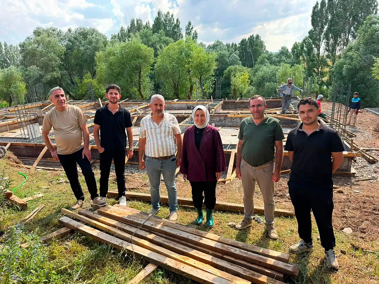 Taşlıçay'da yapımı süren balık tesisi yakından takip ediliyor