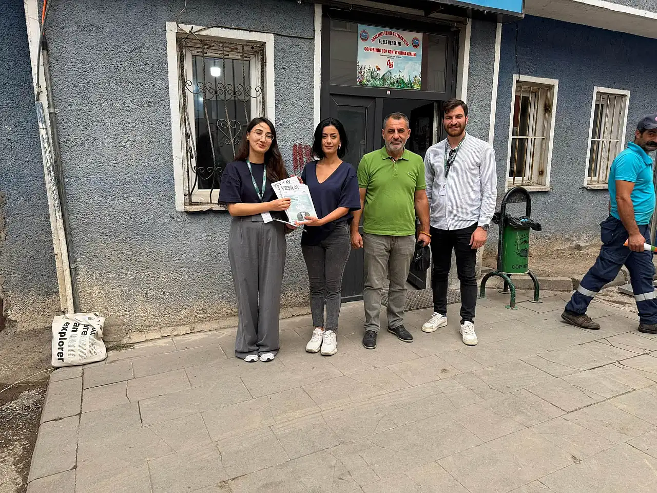 Ağrı Belediyesi çalışanlarına bağımlılıkla mücadele eğitimi başladı